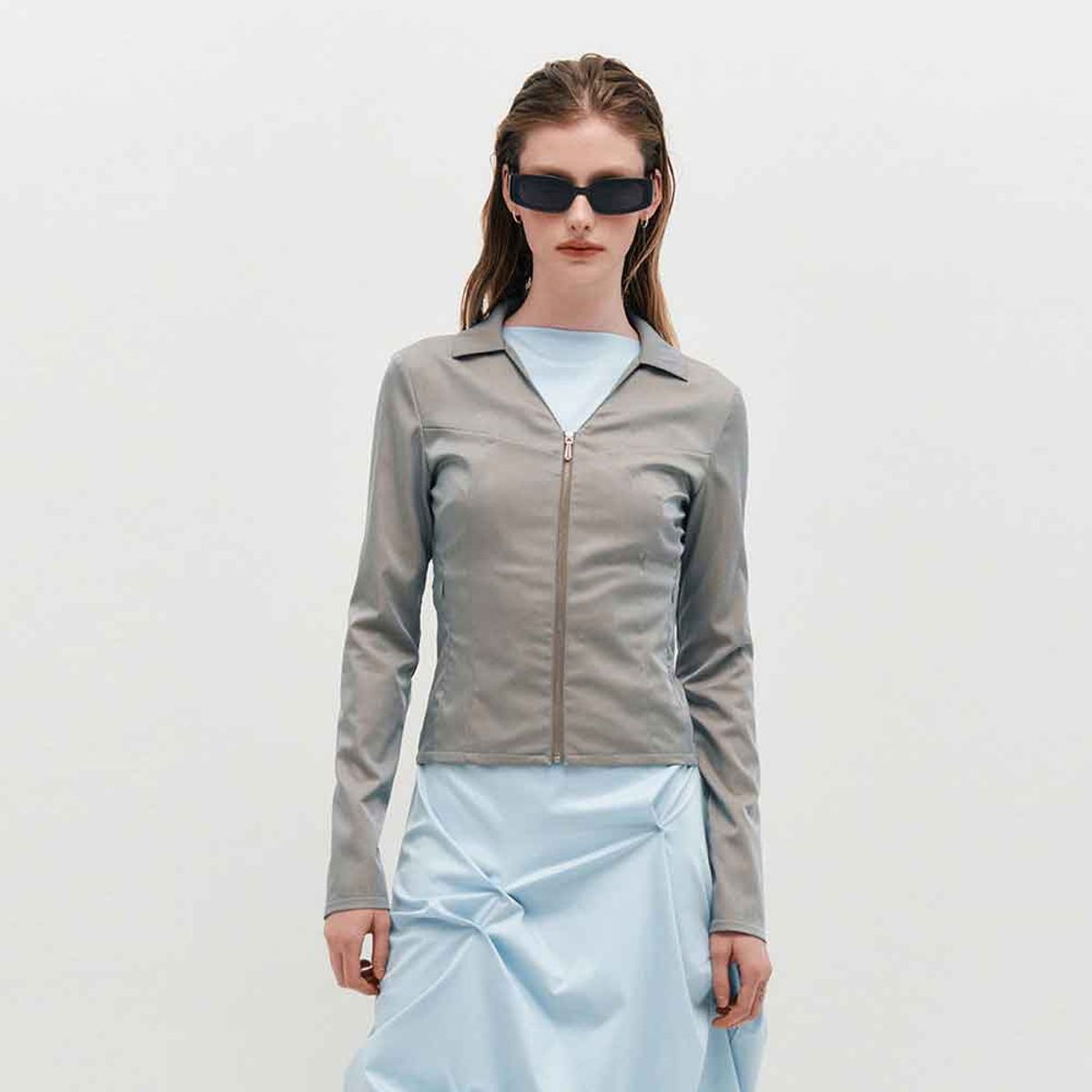 킴지수(KIMZISU) V-Neck Sleek Zip-Up _ GREY