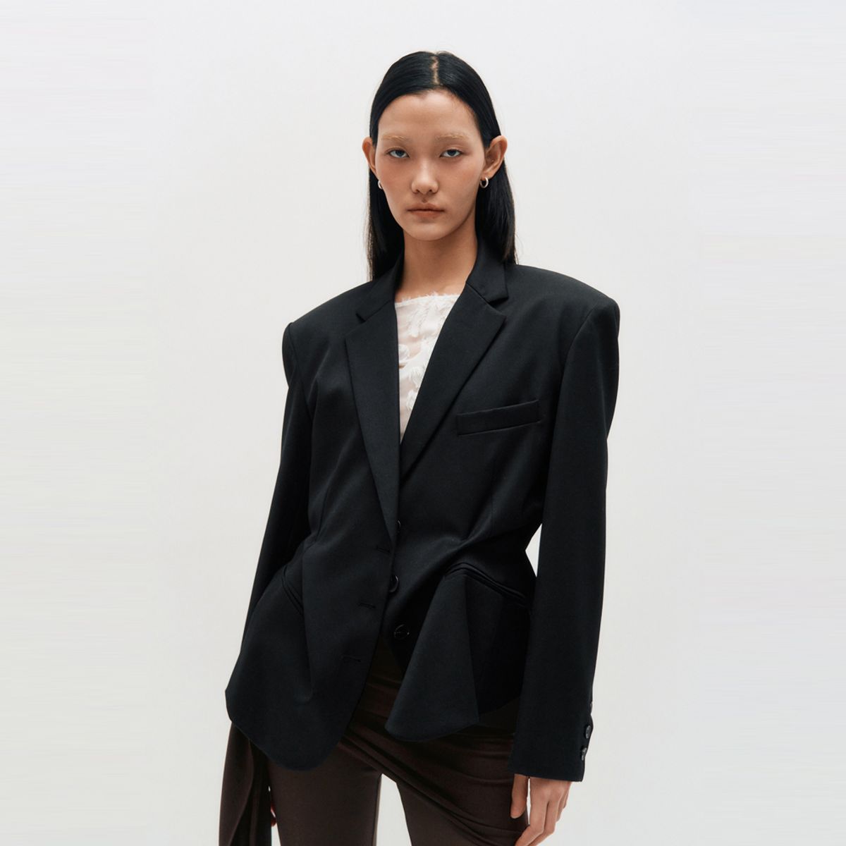 킴지수(KIMZISU) DOZI - PINCHED OVERSIZE TAILORED JACKET _ BLACK