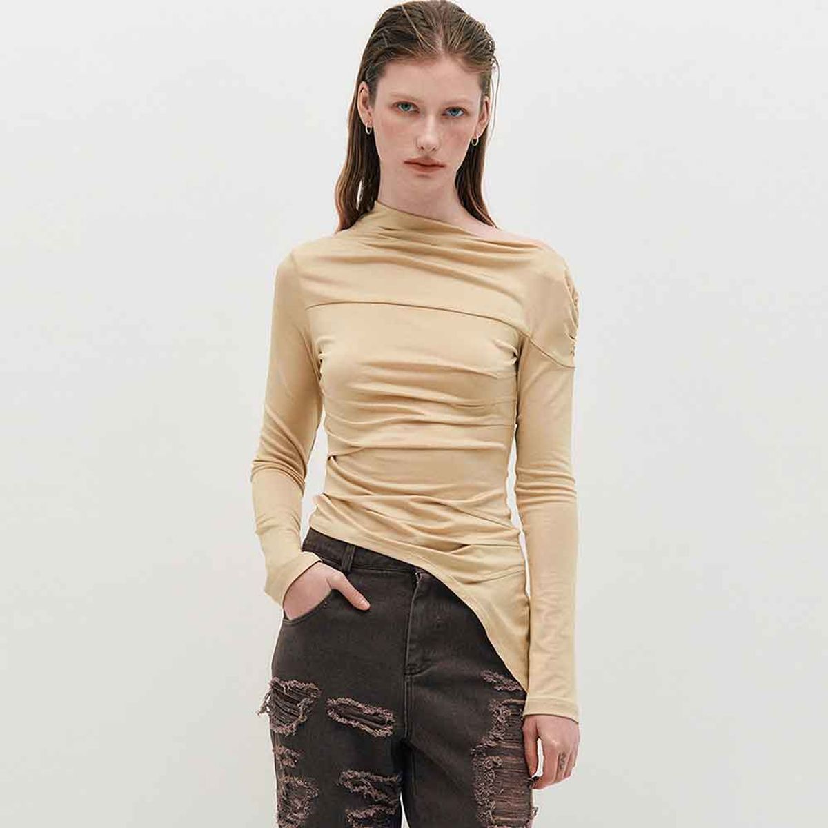 킴지수(KIMZISU) One Shoulder Draped Jersey Top _ BEIGE