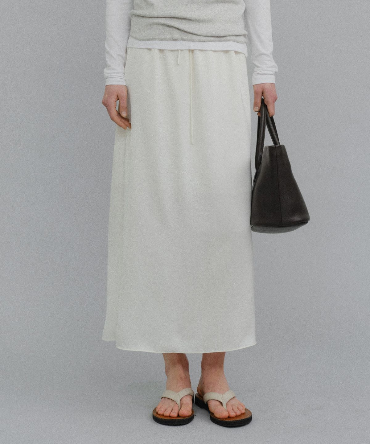 유라고(URAGO) Silky drawstring skirt