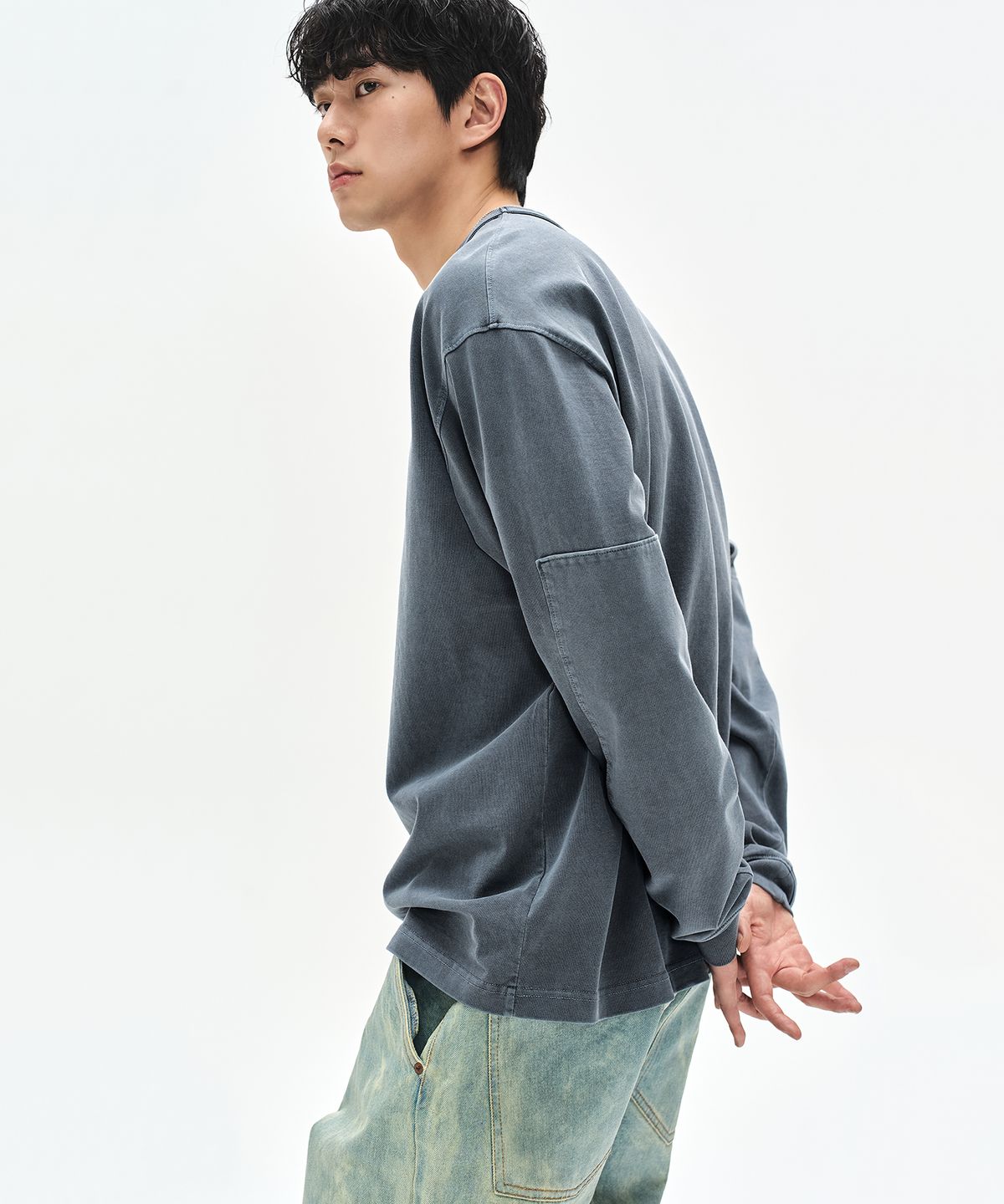 소버먼트(SOVERMENT) 460G 더블넥 피그먼트 롱 슬리브-스톤 네이비-