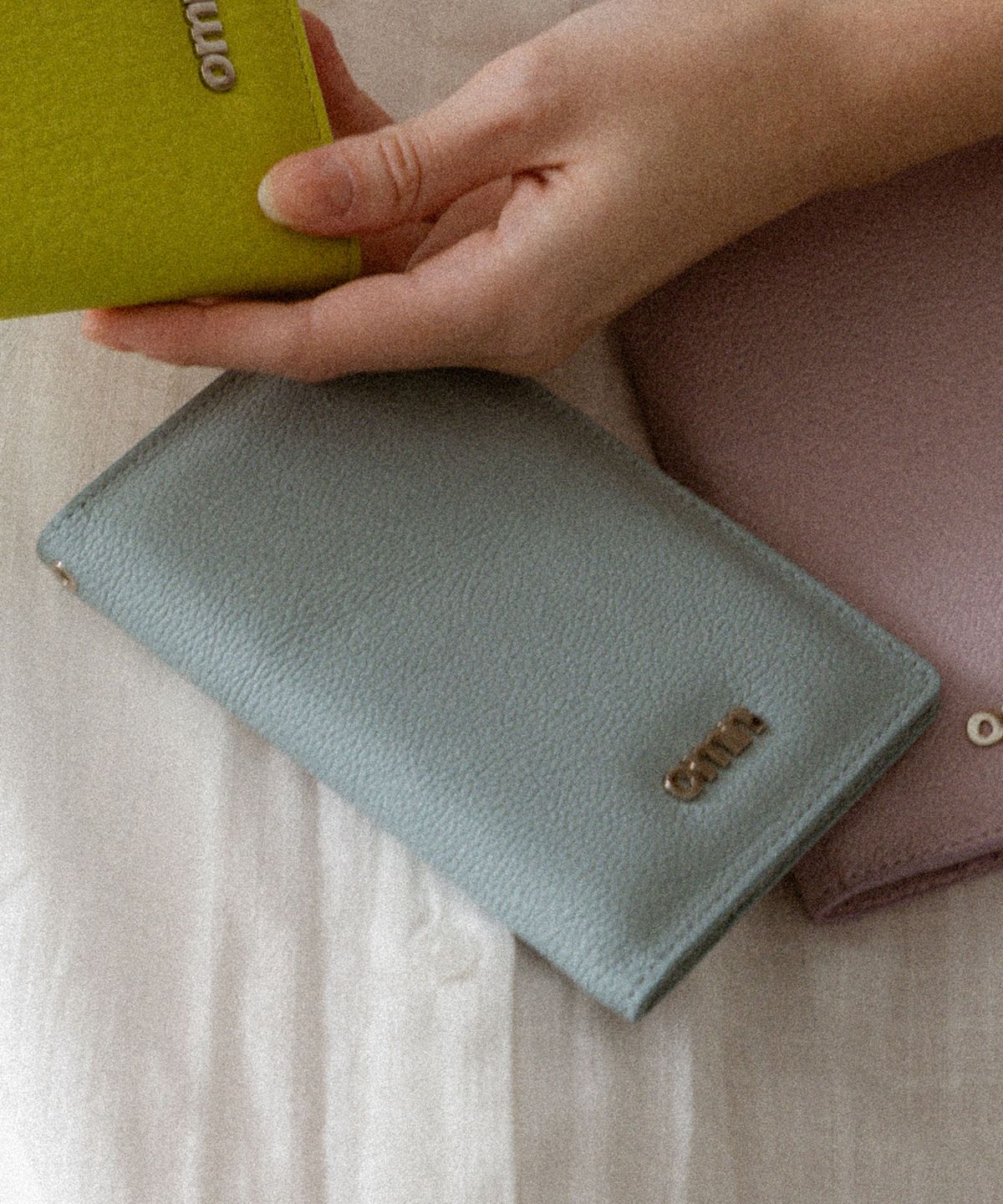 옴니포턴트(OMNIPOTENT) [Anti-Skimming]Memory passport wallet _Teal blue