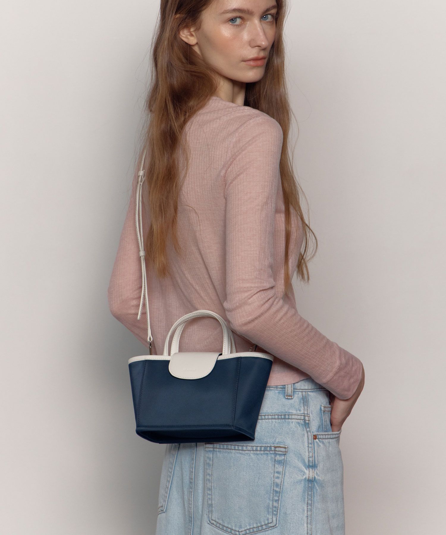 ★LE ABONNE★ PETIT DITOR BAG_NAVY MUSINSA | LE ABONNE PETIT DITOR BAG NAVY