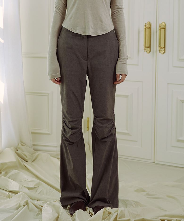 MID-RISE BOOTCUT SHIRRING PANTS, GREY
