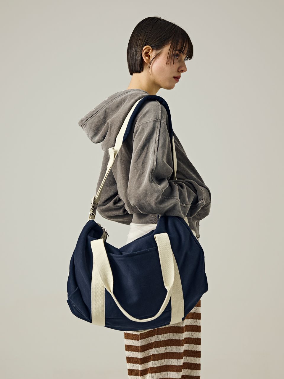 【saladbowls】 410 Travel Bag /追跡付 MUSINSA公式 | SALAD BOWLS 410 Travel Bag [NAVY]