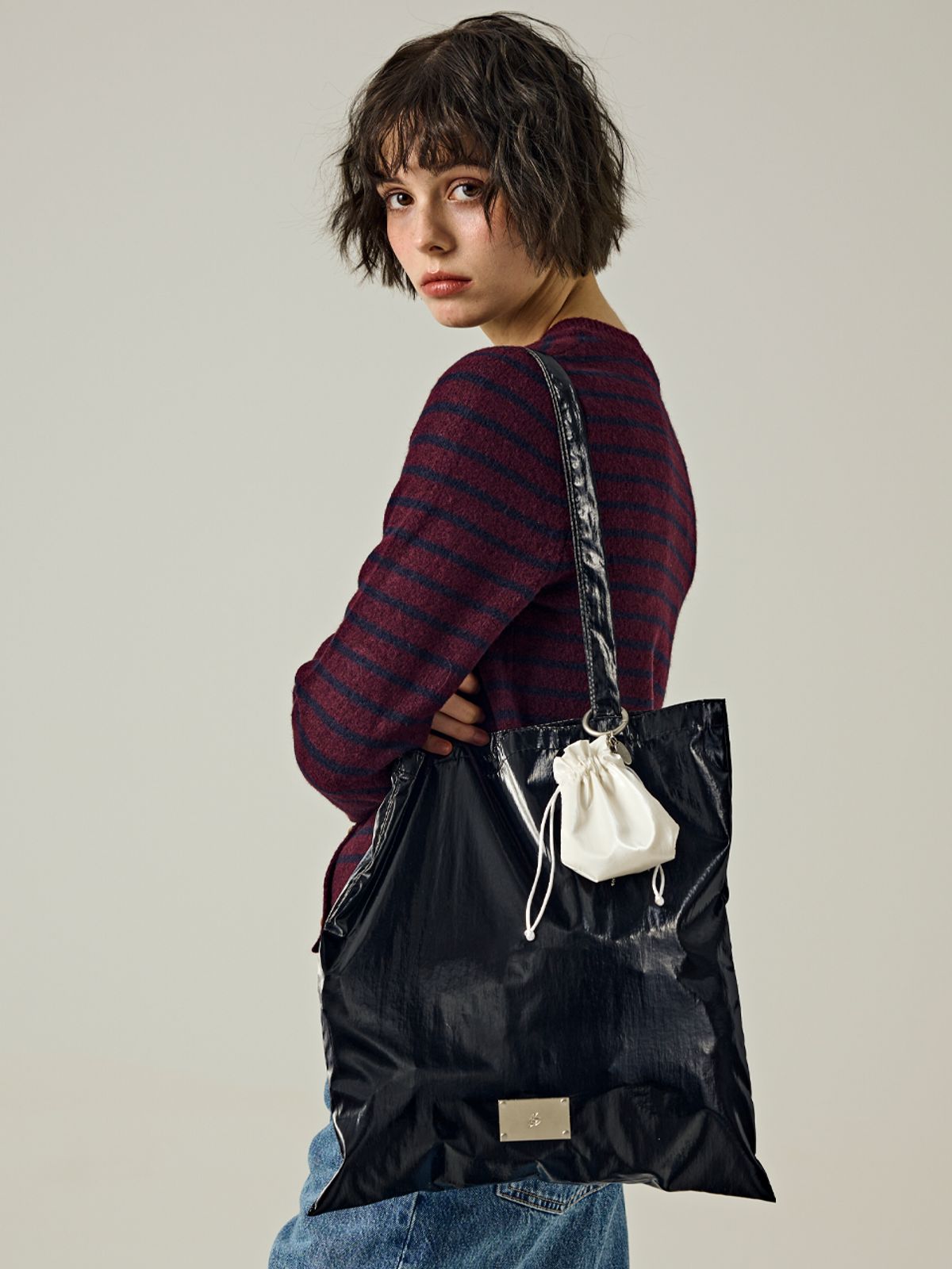 샐볼(SALBOL) SYMBOL GLOSSY ECO BAG [BLACK]