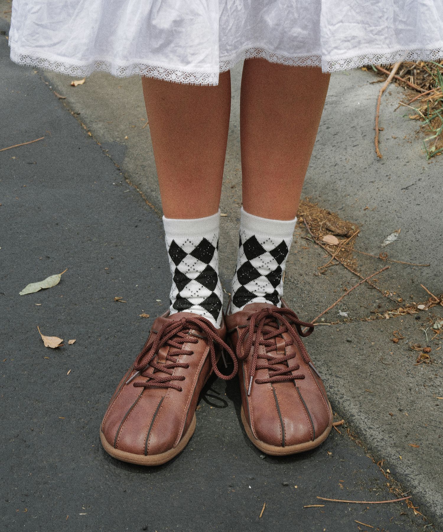 【FOGGY MOODY】Fuzzy 0021. Stiched Lace-Up ローファー (4色) MUSINSA公式 | FOGGY MOODY Fuzzy 0021. Stiched Lace-Up - 4colors