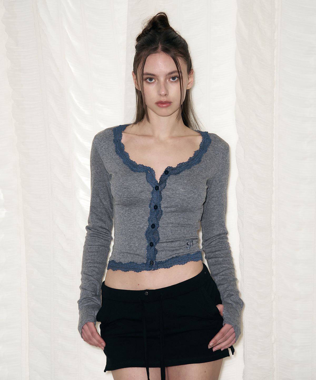 플리즈노팔로우(PLEASENOFOLLOW) Mila Lace Long Sleeve Top (Melange Charcoal)