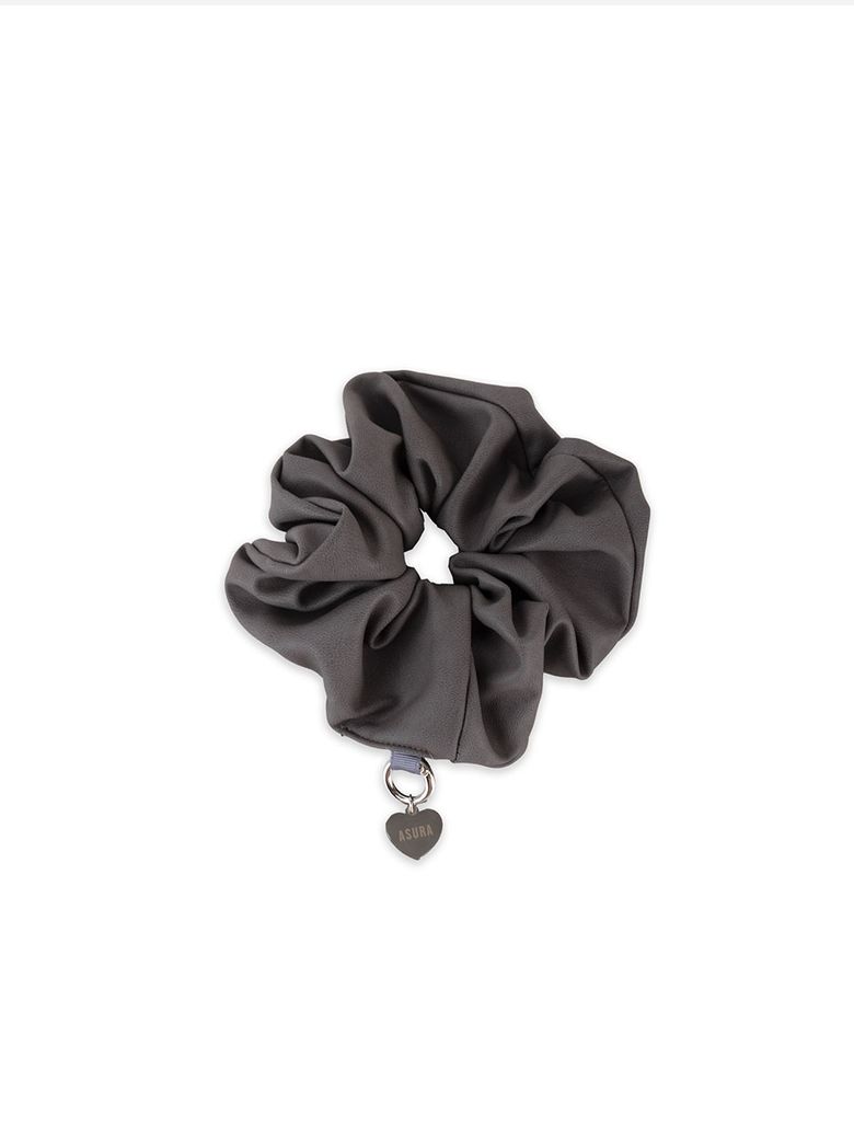 LEATHER KEYRING SCRUNCH (GREY)