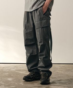 오빌리크 스트랩 카고팬츠 (D GREY)