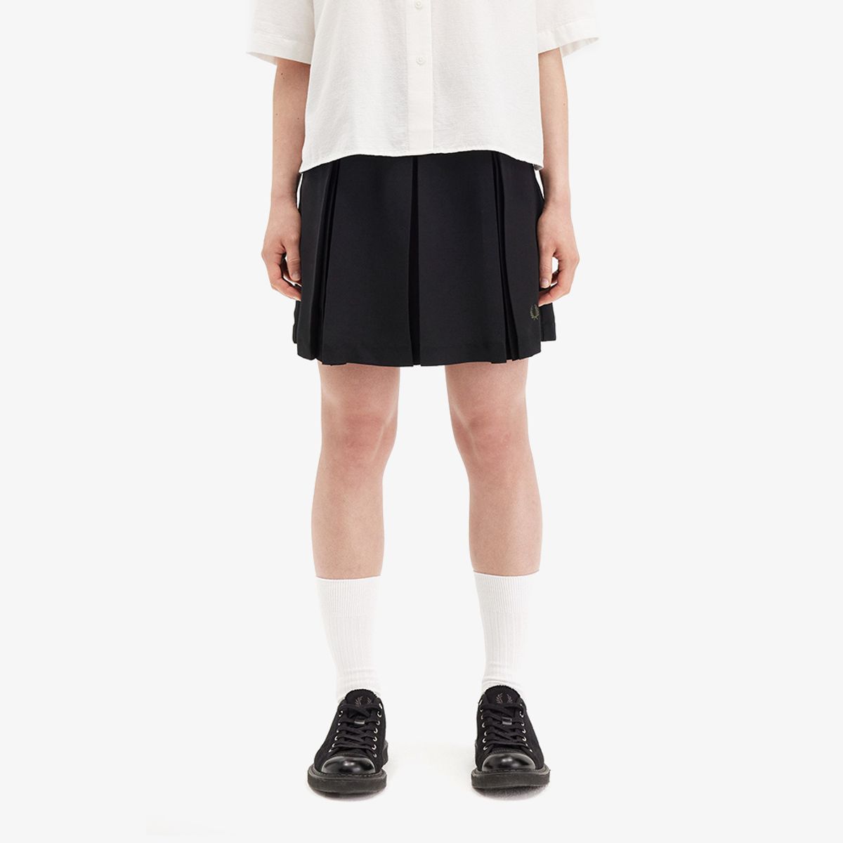 프레드페리(FRED PERRY) [Womens] 플리츠 테니스 스커트 - 블랙 AFPF2519104-102