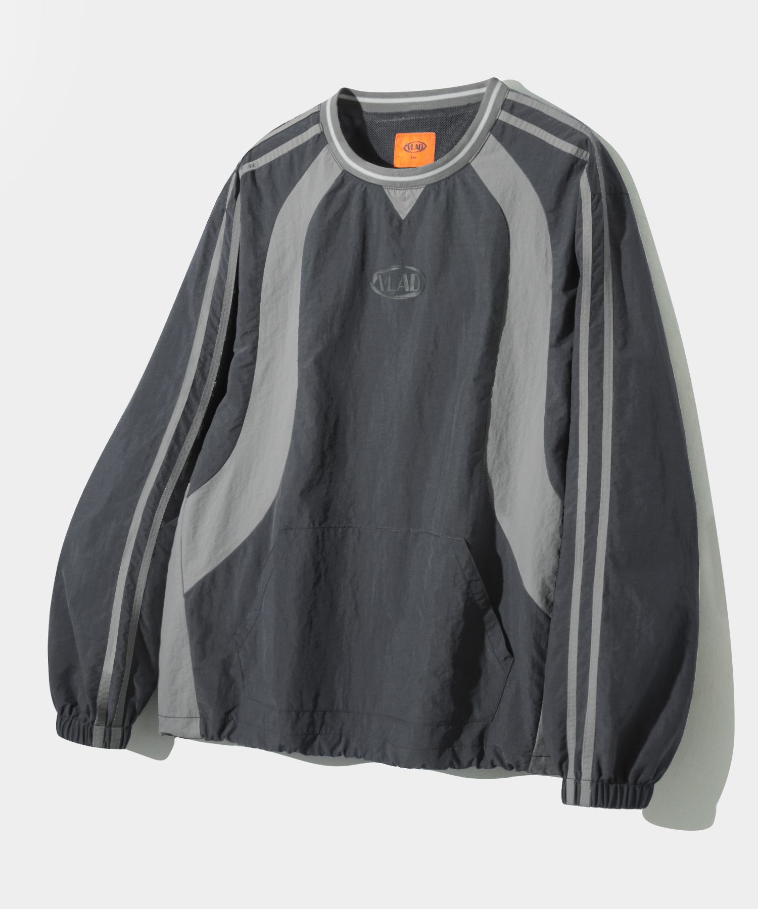 Shop Tops at MUSINSA