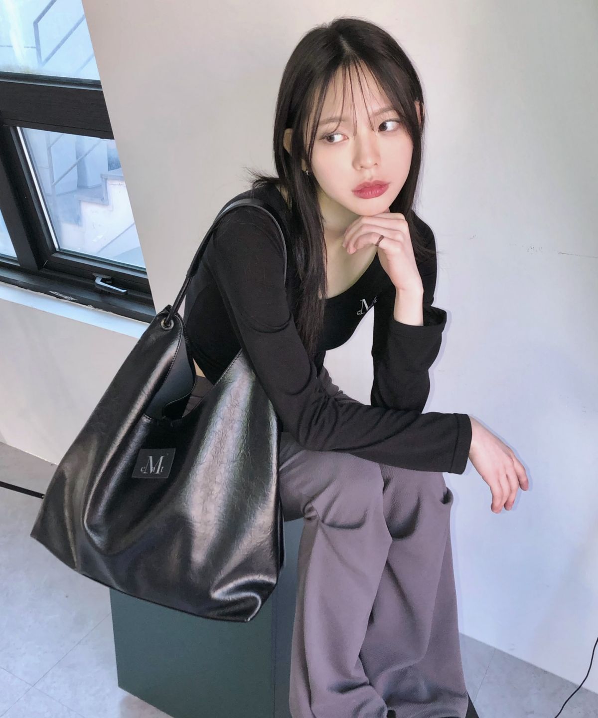 무센트(MUCENT) [파우치 증정] 캐츠 더블 라인 아일렛 레더 숄더백 남녀공용