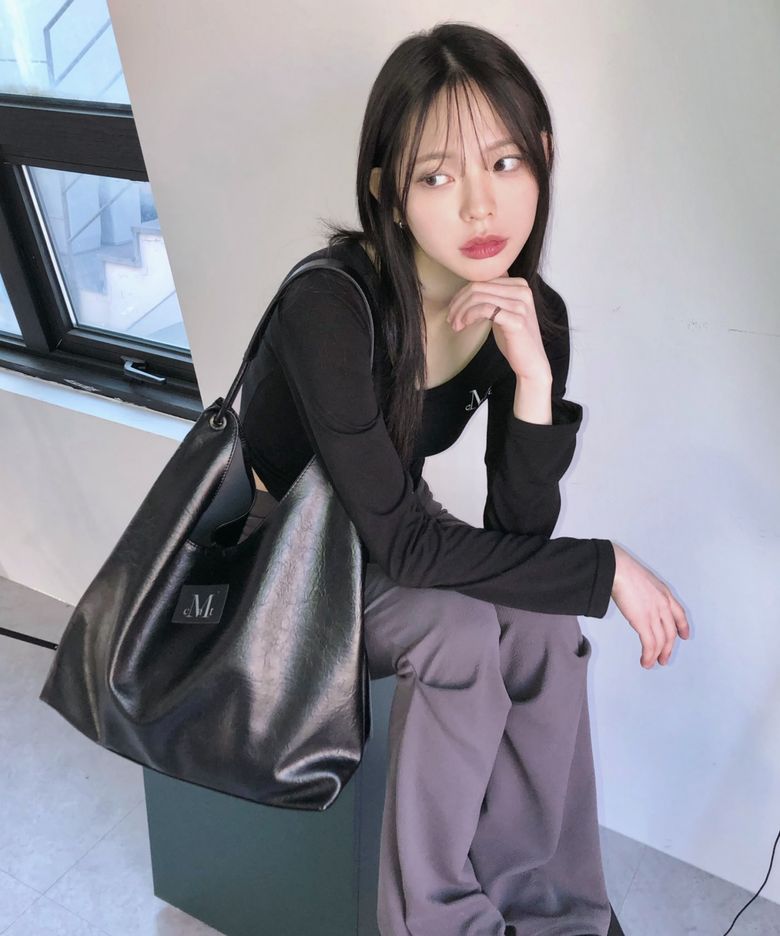 [파우치 증정] 캐츠 더블 라인 아일렛 레더 숄더백 남녀공용