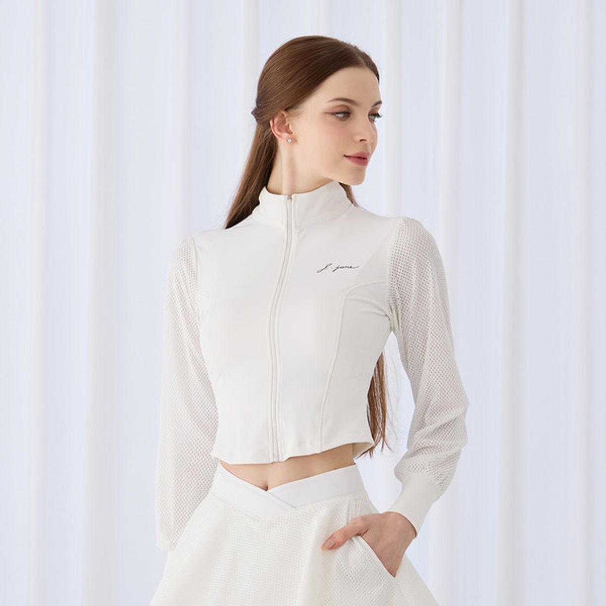 제이제인(J.JANE) 메쉬 슬리브 크롭 자켓 (White)