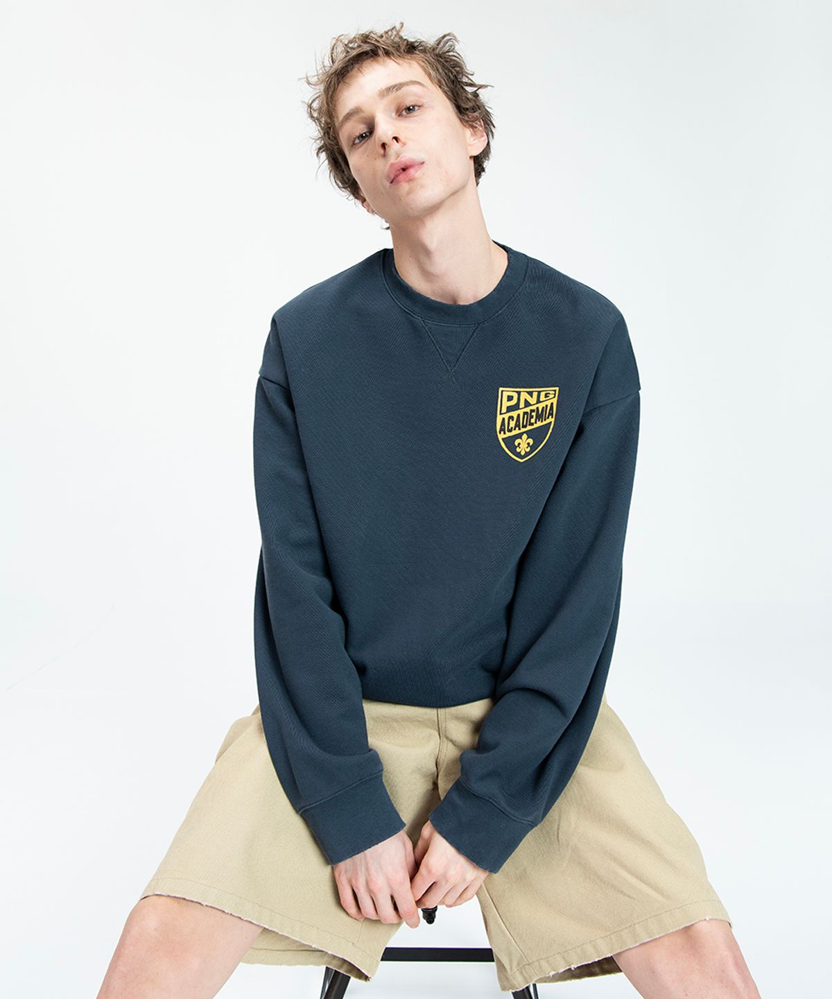 피엔지 저널(PNG JOURNAL) ACADEMIA SWEAT SHIRT NAVY
