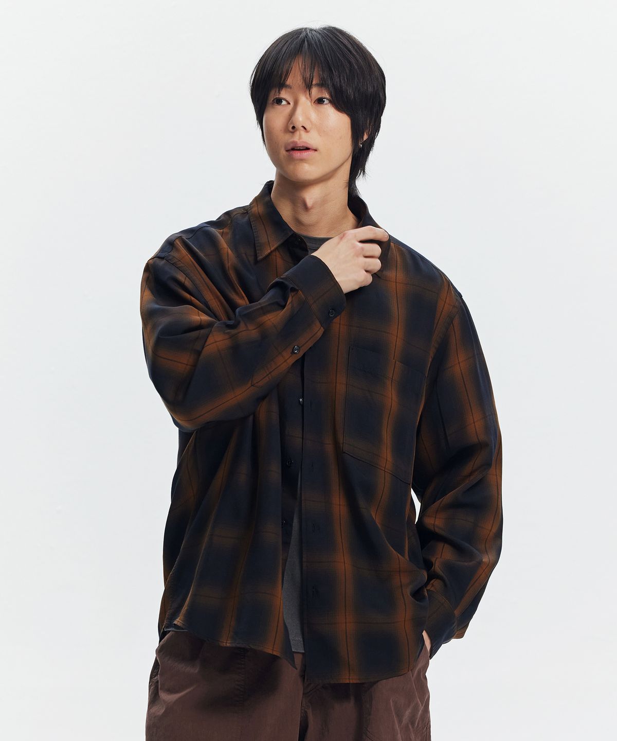 프리즘웍스(FRIZMWORKS) LYOCELL CHECK RELAXED SHIRT _ BLACK