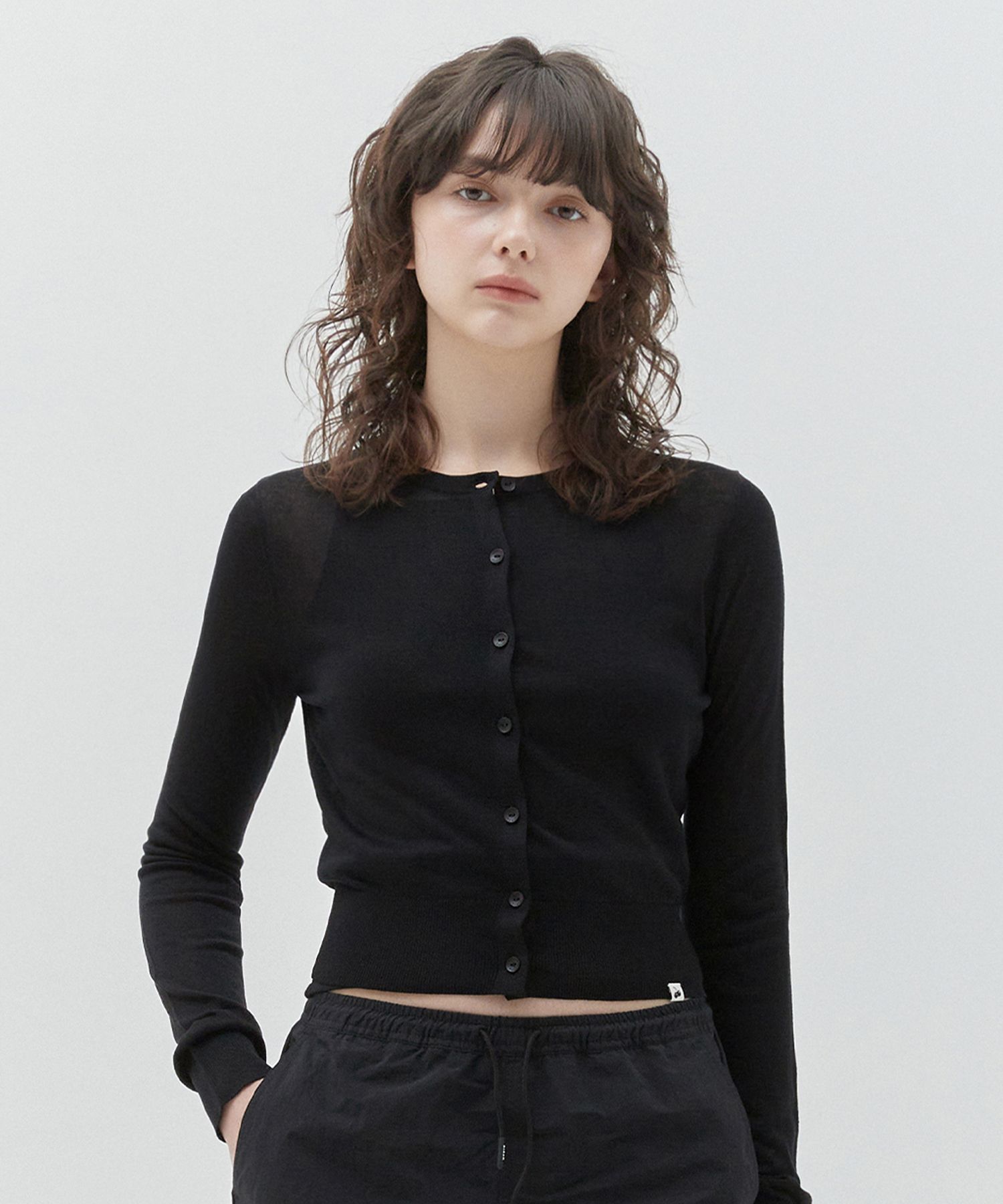mix color high neck zip knit | NKNIT