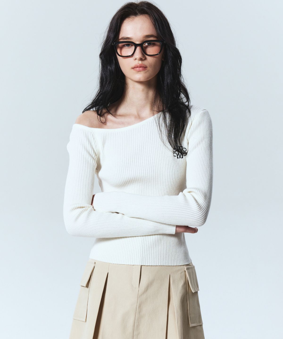 닉앤니콜(NICK&NICOLE) DRAPE OFF SHOULDER KNIT_CREAM