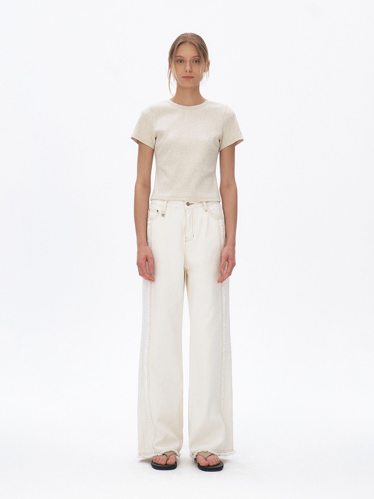 쿠메(KUMÉ) Semi-Cropped Cotton T-shirt, Melange Oatmeal