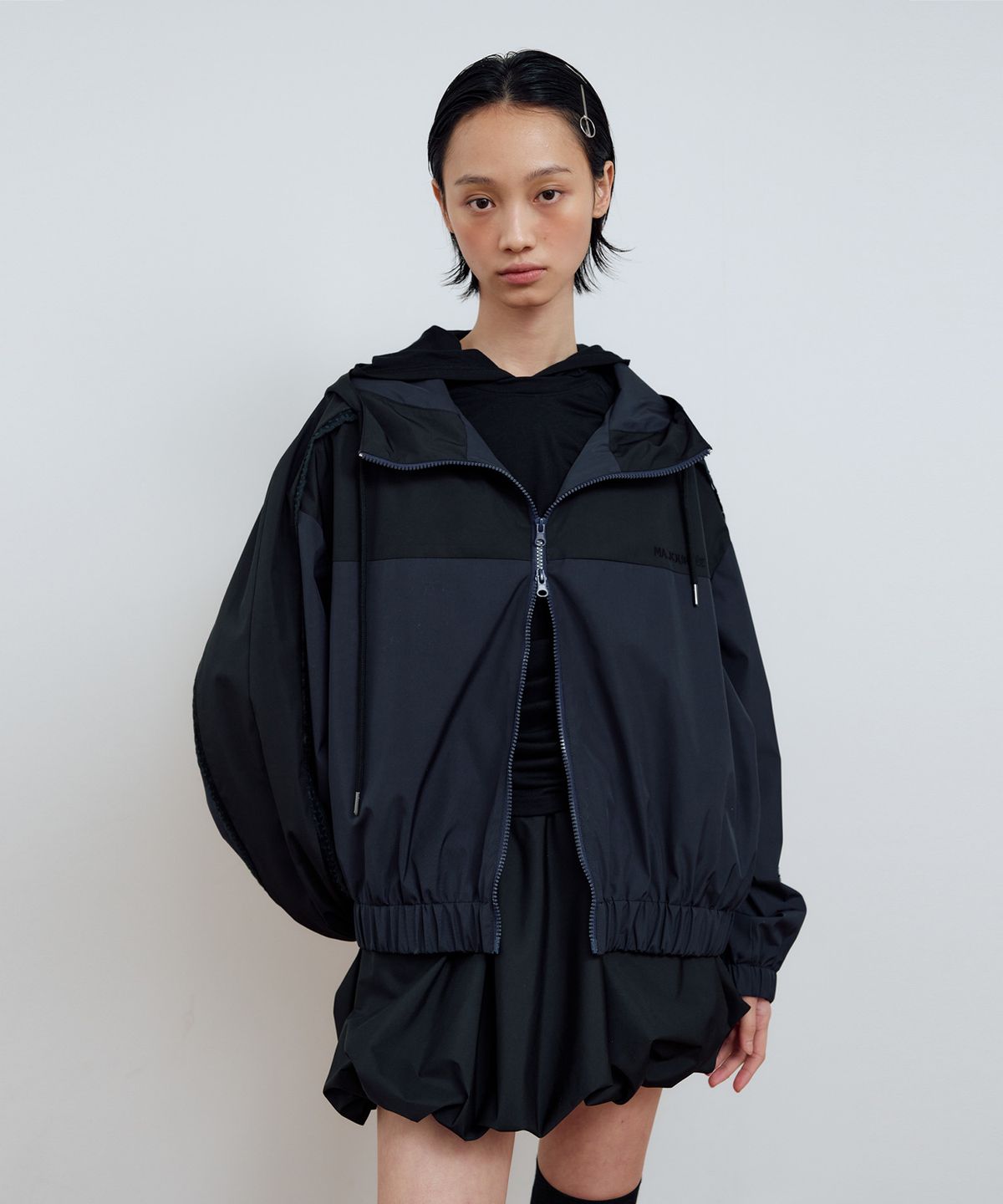 마조네(MA JOURNEE) COLOR BLOCK WIND BREAKER_NAVY