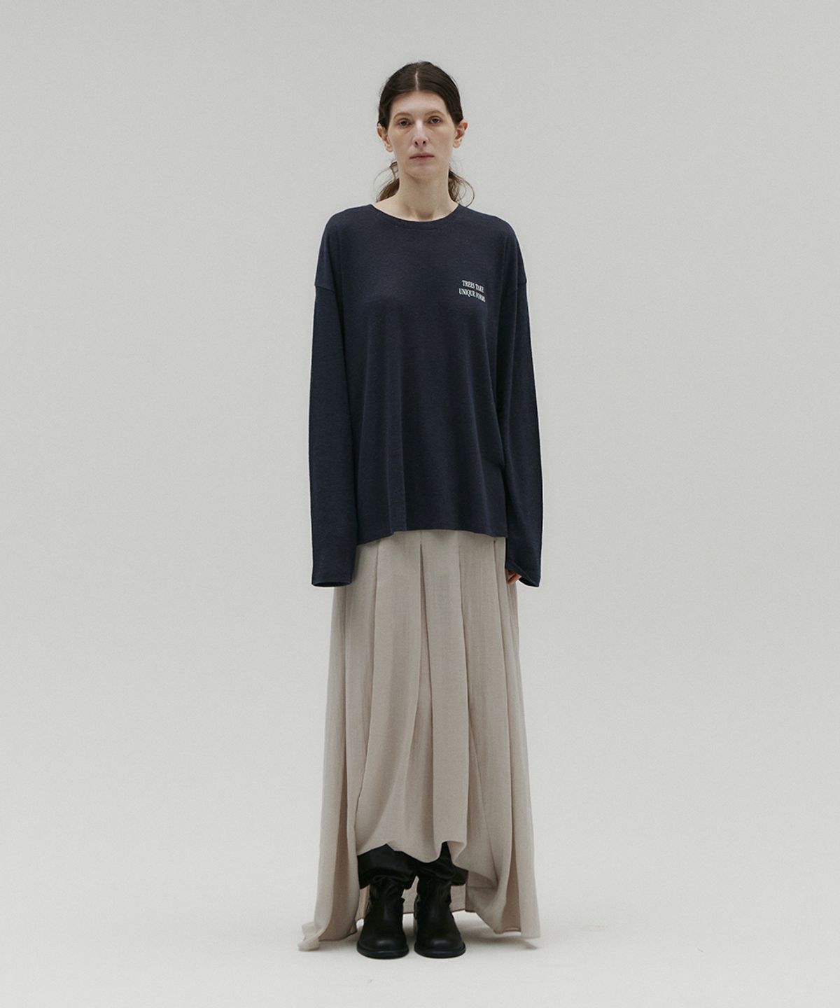 솔티페블(SALTY PEBBLE) LINEN LOOSE LONG SLEEVE TOP [NAVY]
