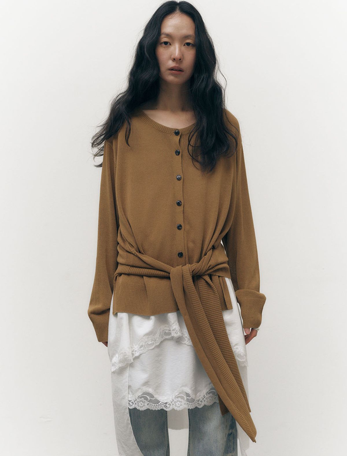 솔티페블(SALTY PEBBLE) TIED STRAP LINEN CARDIGAN [MUSTARD]