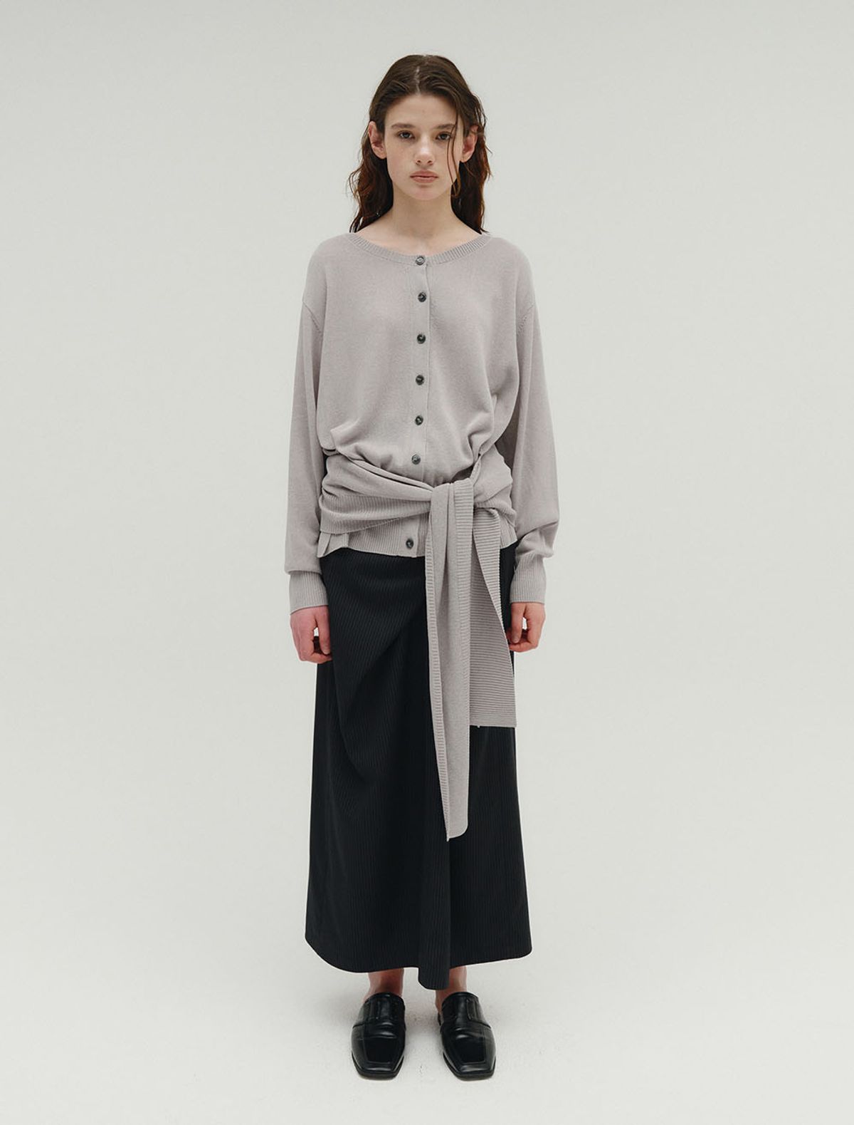 솔티페블(SALTY PEBBLE) TIED STRAP LINEN CARDIGAN [GREY]