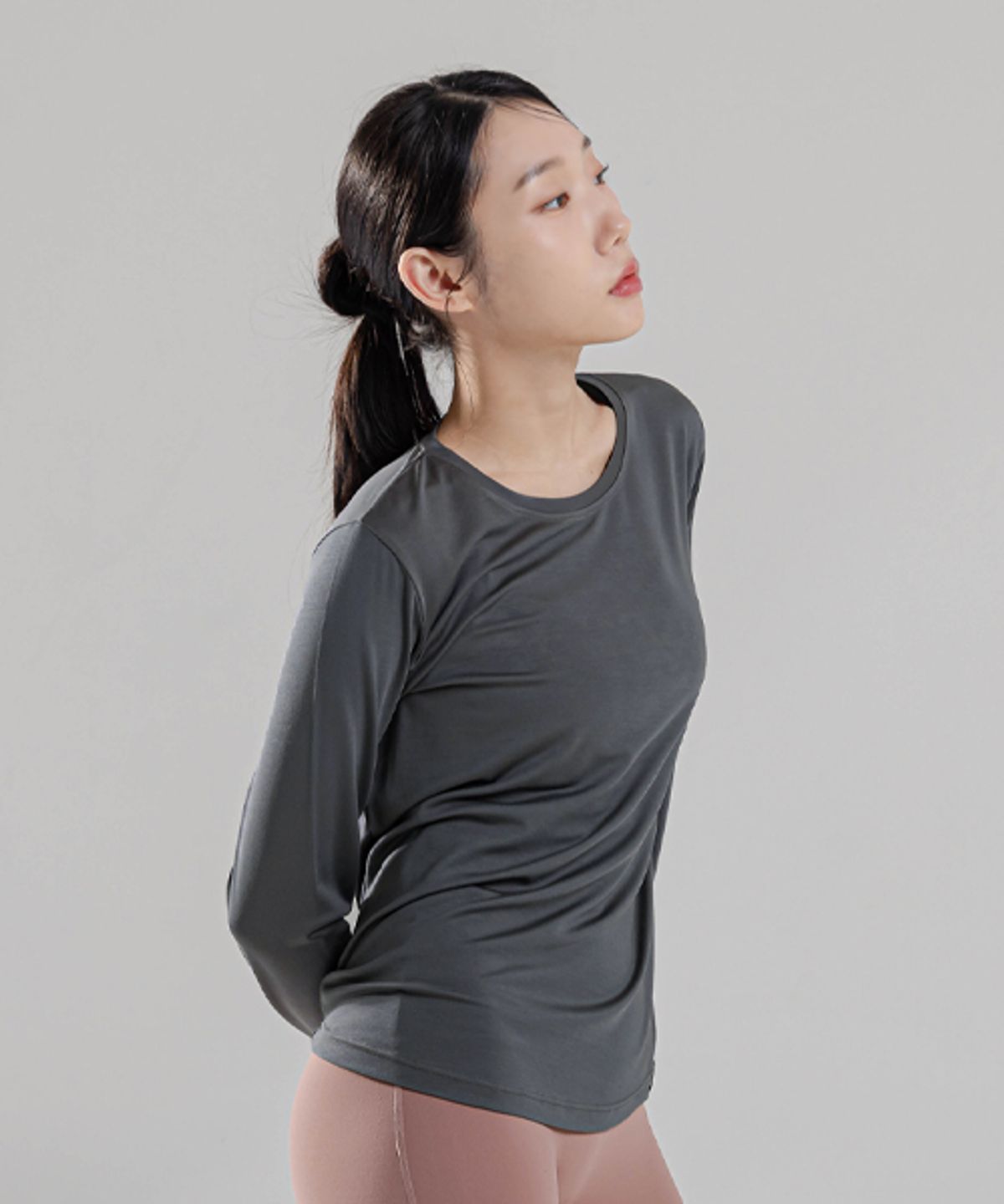 모어아웃(MOREOUT) 여성요가복 멜로우 롱슬리브 3TT5375