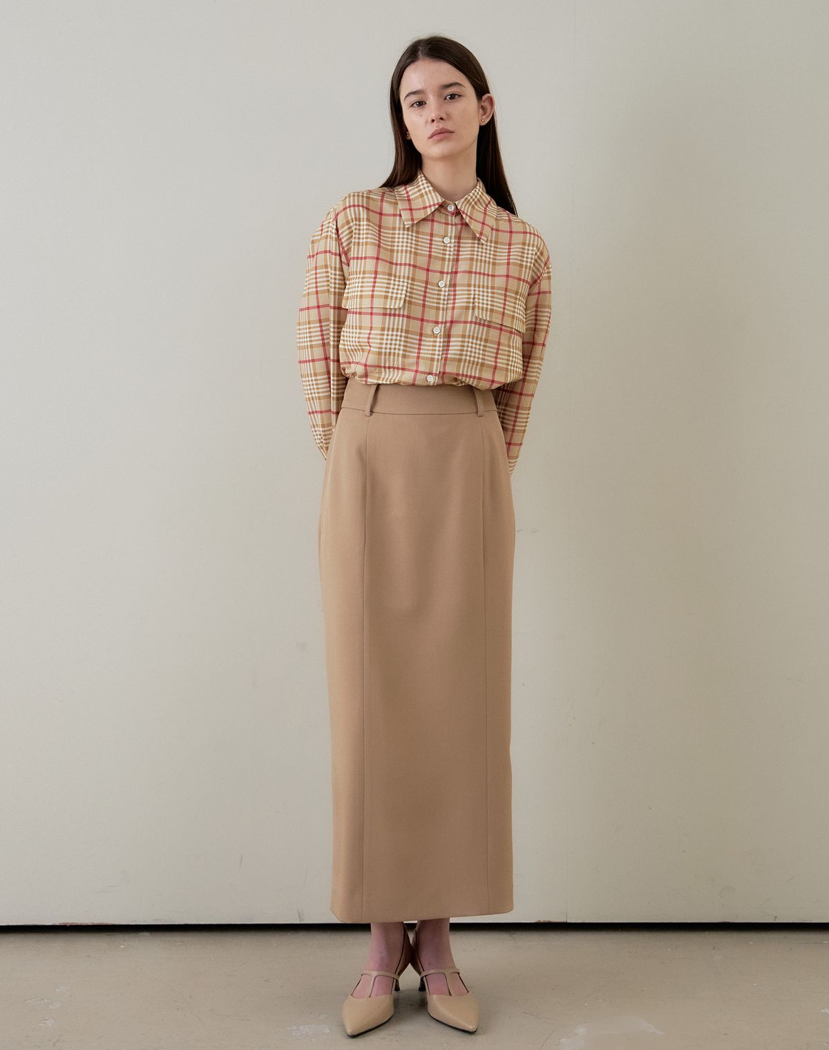 지에마르(GIEMAR) MAXI SKIRT BEIGE 맥시 스커트 베이지