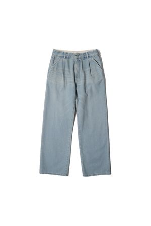 Corrigin One Tuck Denim Pants Light Blue