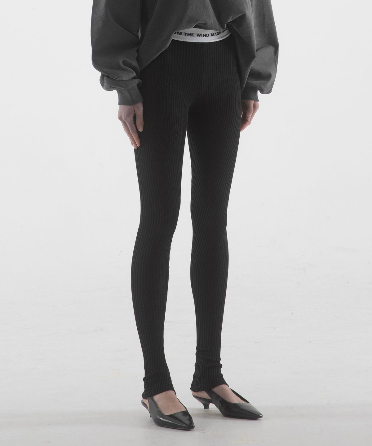 팬쇼(FANSHOW) MWL KNIT LEGGINGS - BLACK