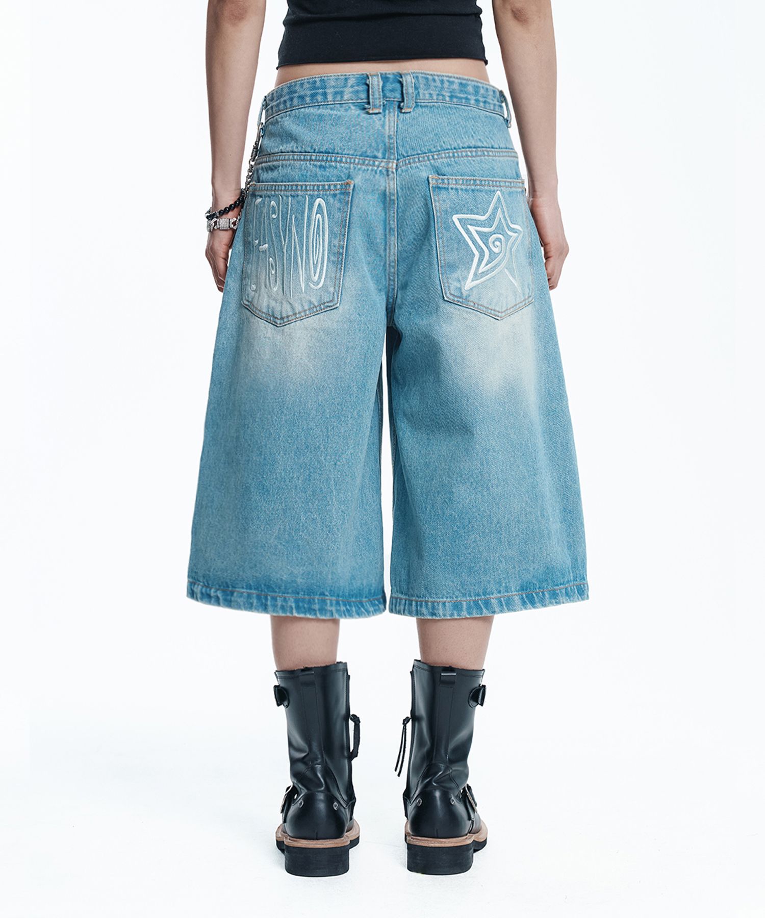 デニム・ジーパン [EASY NO EASY] STAR CROPPED DENIM BERMUDA SHORTS MUSINSA | EASY NO EASY Star 8-part denim bermuda pants