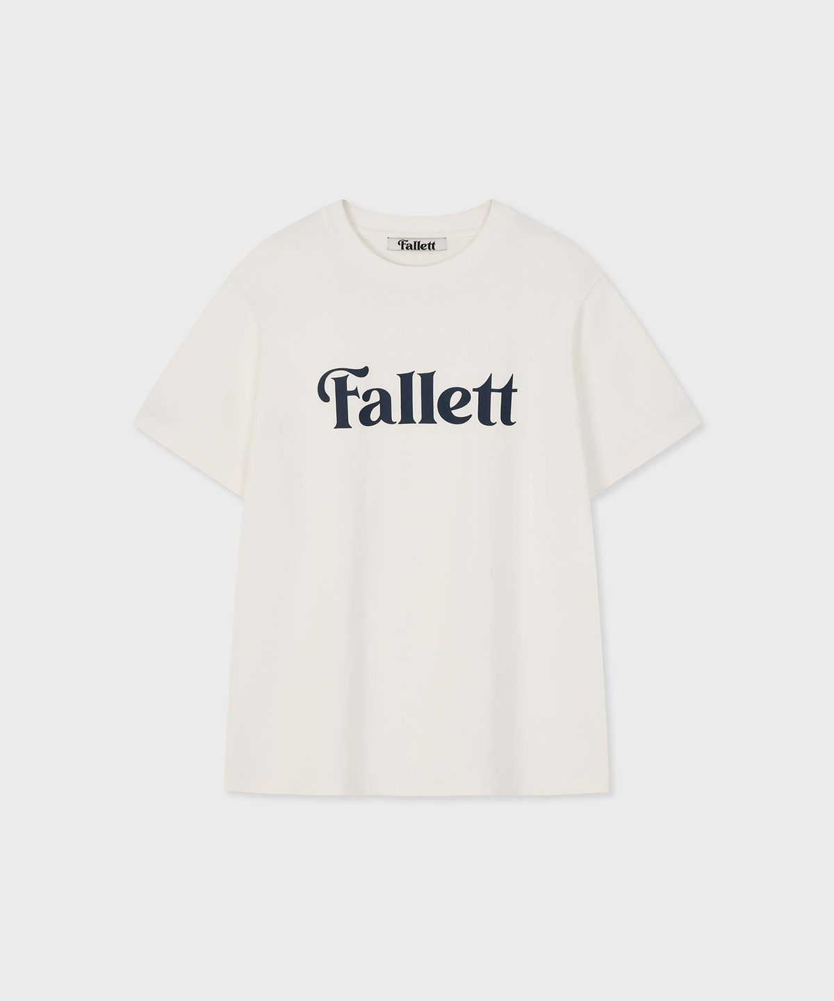 팔렛(FALLETT) 스토리 로고 에센셜 반팔티 화이트