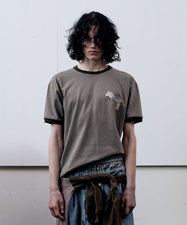 HORSE STICKER TEE MOCHA