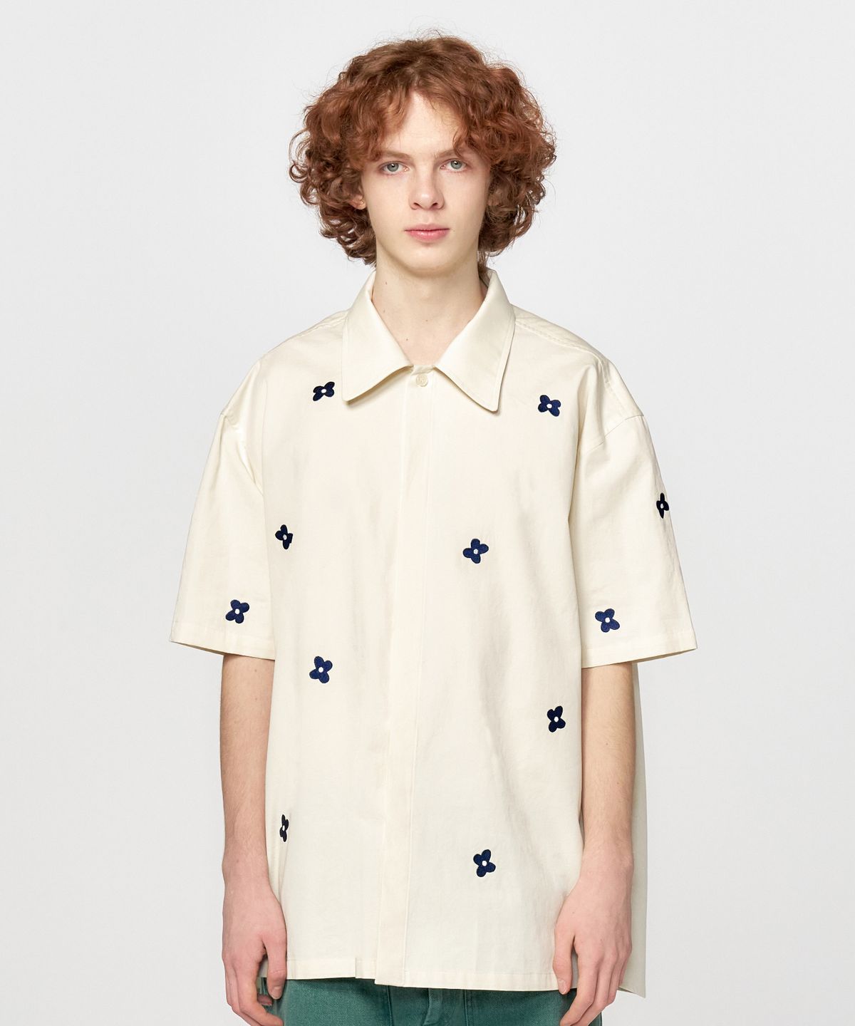 홍우성(HONGWOOSUNG) Embroidery Flower Shirt_Off White