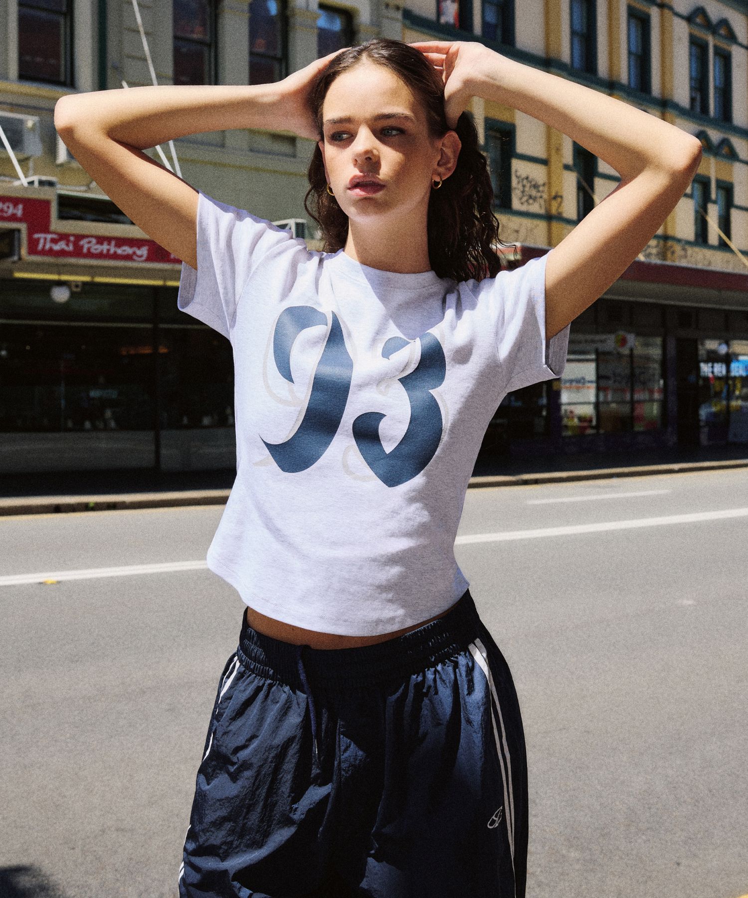 【1993studio】25SS★ New 93 Logo Crop T-Shirt MUSINSA | 1993STUDIO New 93 Logo Crop T-Shirt_Light Grey