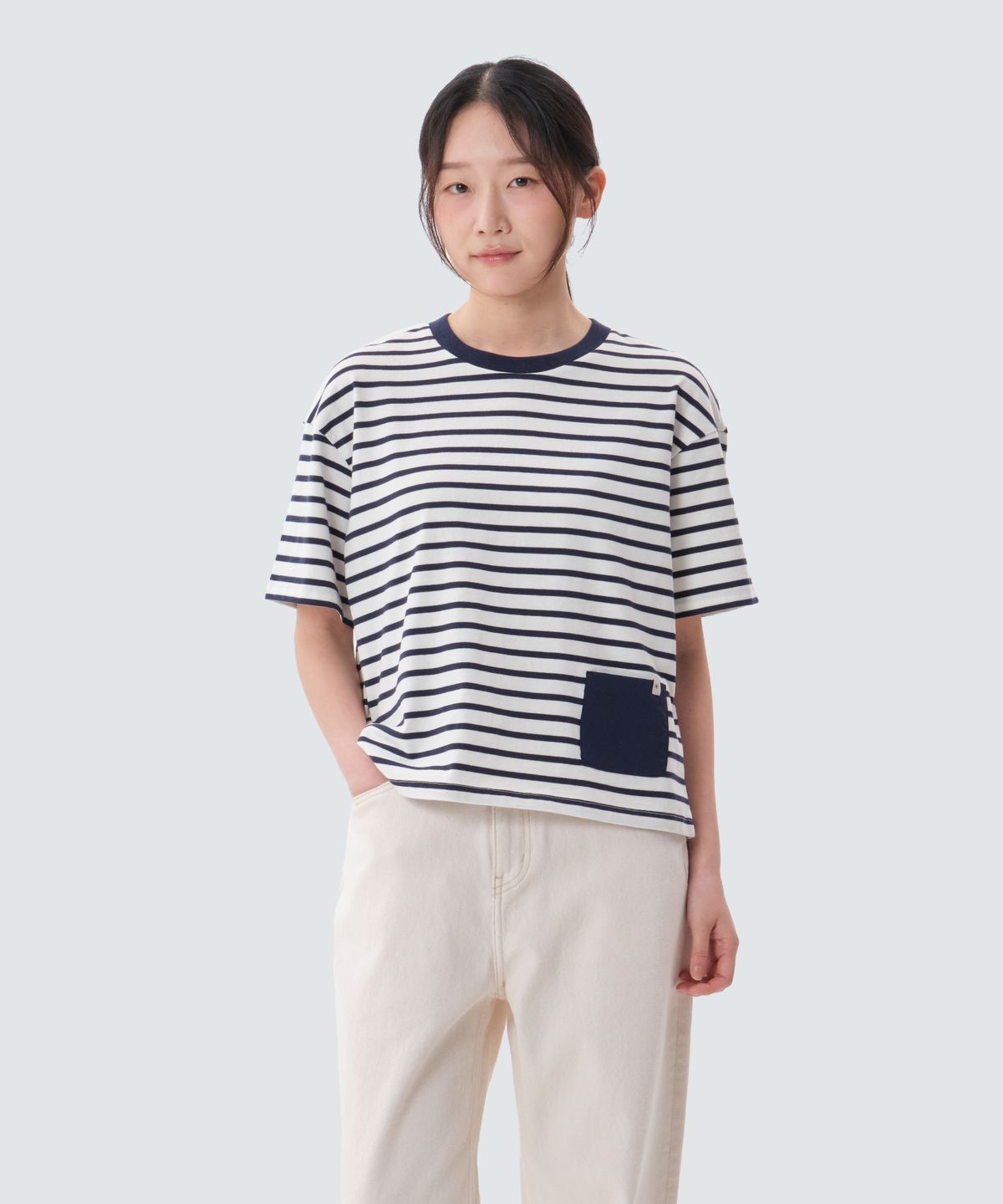 스노우피크 어패럴(SNOWPEAK APPAREL) 코튼 여성 스트라이프 세미크롭 반팔 티셔츠 (S25MWFTS69) Navy