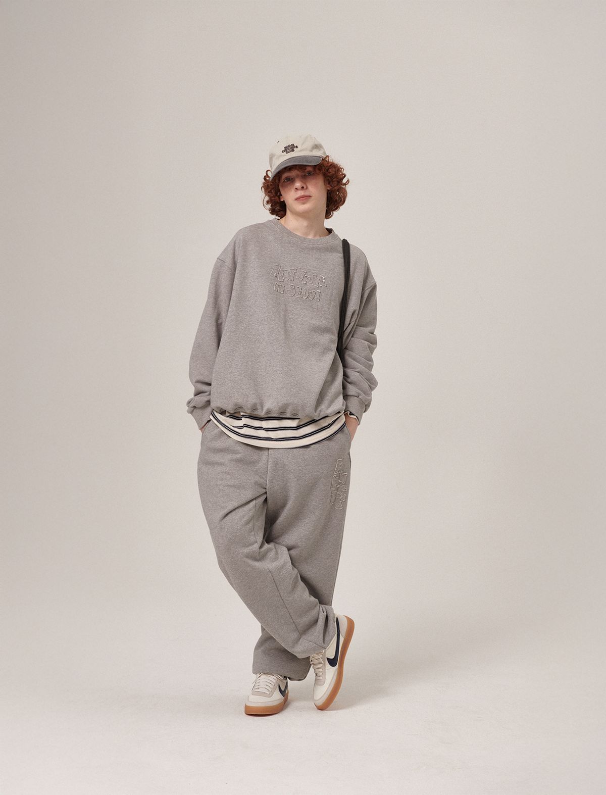 플랫웨이브 인 서울(FLATWAVE IN SEOUL) Soulu Patchwork Sweatshirt/pants Set Grey Melange