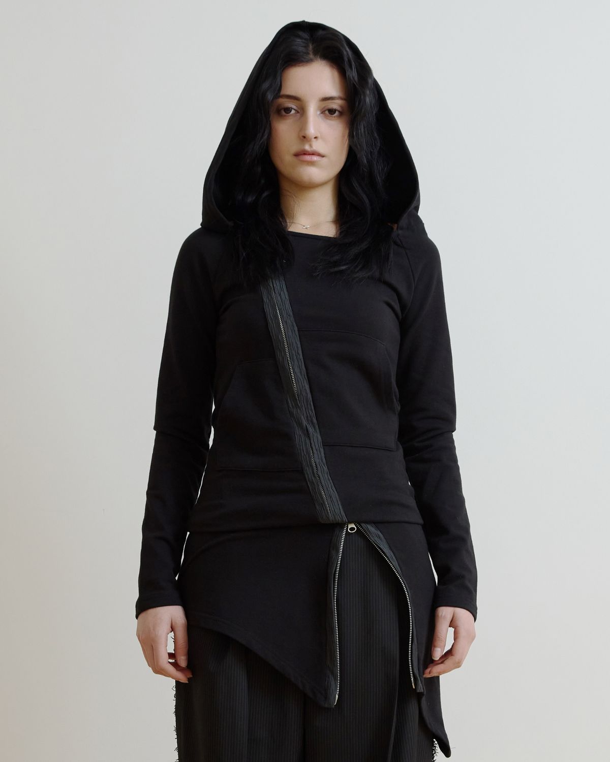 미와이후(MIYHOO) HIKOU OFFSHOULDER HOODIE OPS (BLACK)