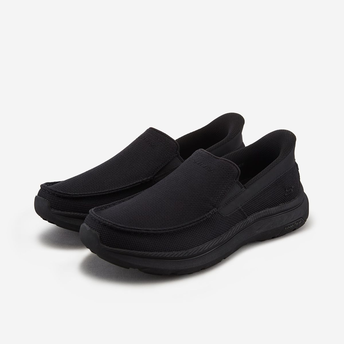 스케쳐스(SKECHERS) 남성 폴라드 (슬립인스)_SC0MFCFX081