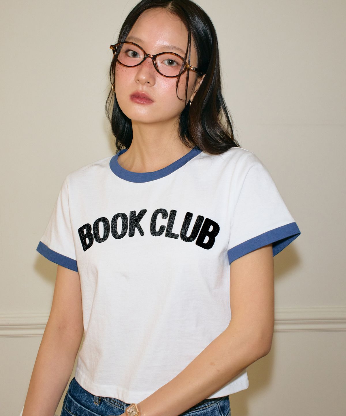 살롱 드 욘(SALON DE YOHN) Book Club Logo Crop T_ White+Navy