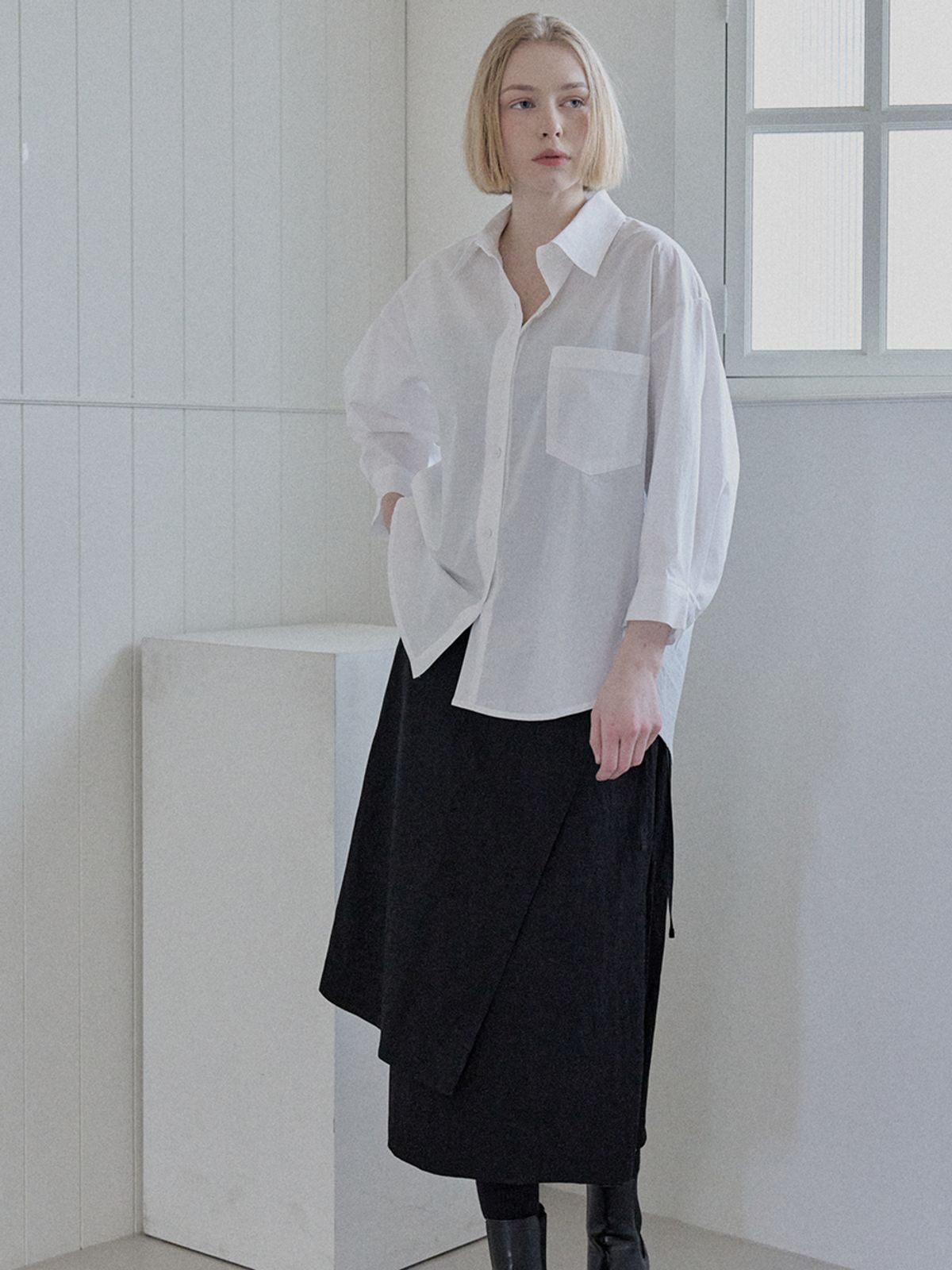 아방(AVANT-G) Round Sleeve Overfit Shirt - IVORY