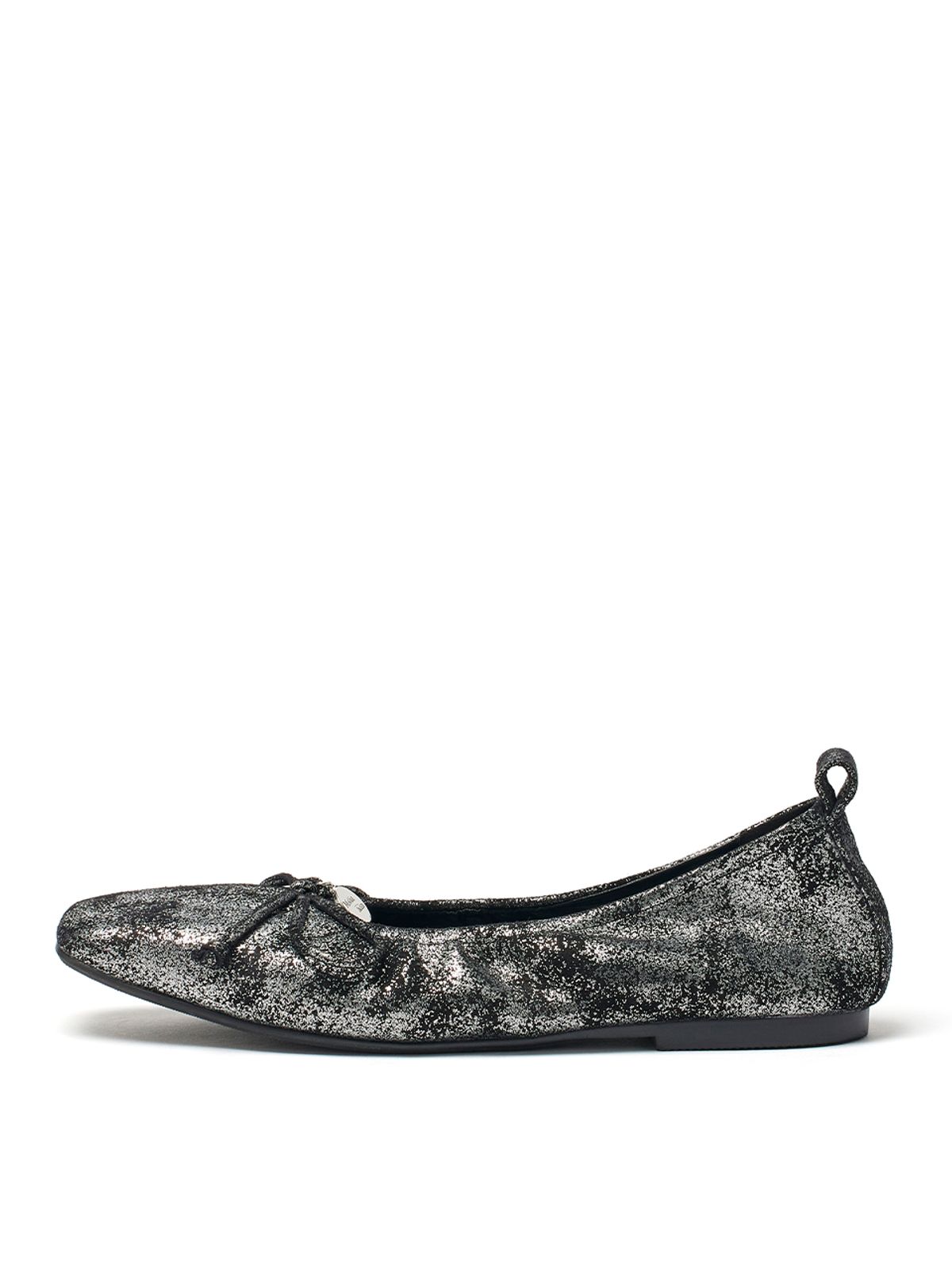 마뗑킴(MATIN KIM) RIBBON BALLET FLAT SHOES IN DARK SILVER