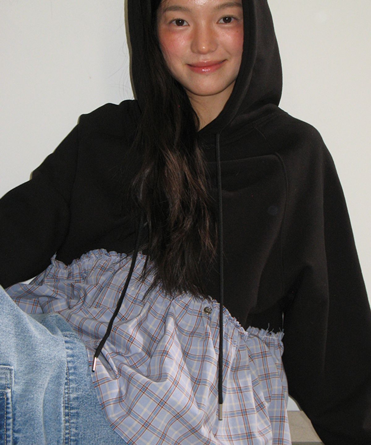 론론(RONRON) PENDANT CHECK CANCAN FRILL HOODIE BLACK