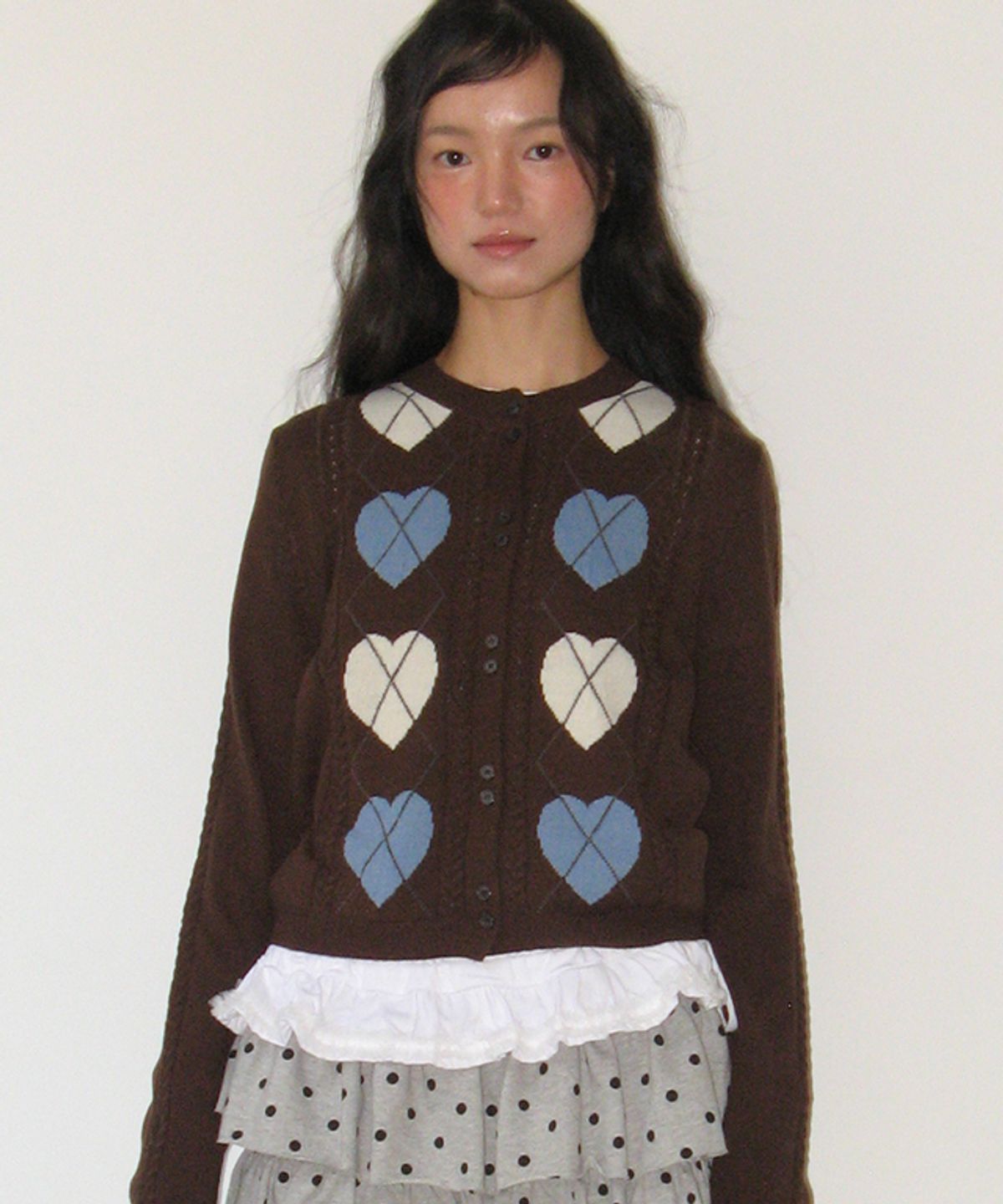 론론(RONRON) HEART ARGYLE 2 BUTTON KNIT CARDIGAN BROWN