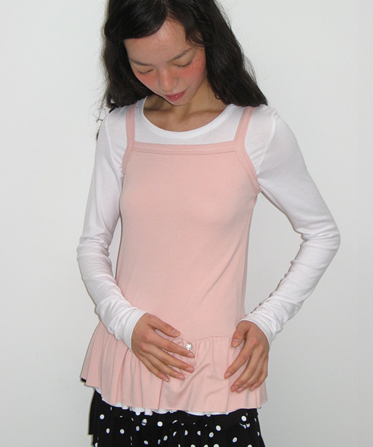 론론(RONRON) PENDANT RUFFLE LAYERED SLIM SLEEVELESS PINK