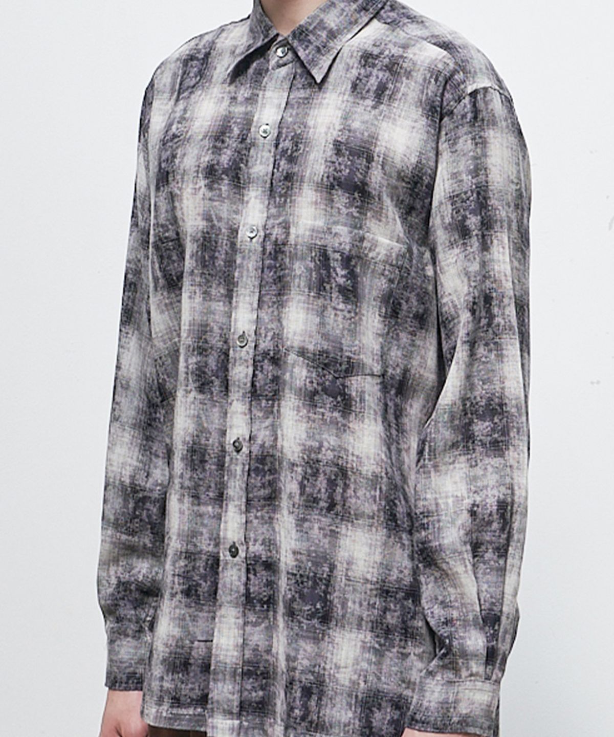 우석(WOOSUK) Vintage Washed Check Shirt (Black)