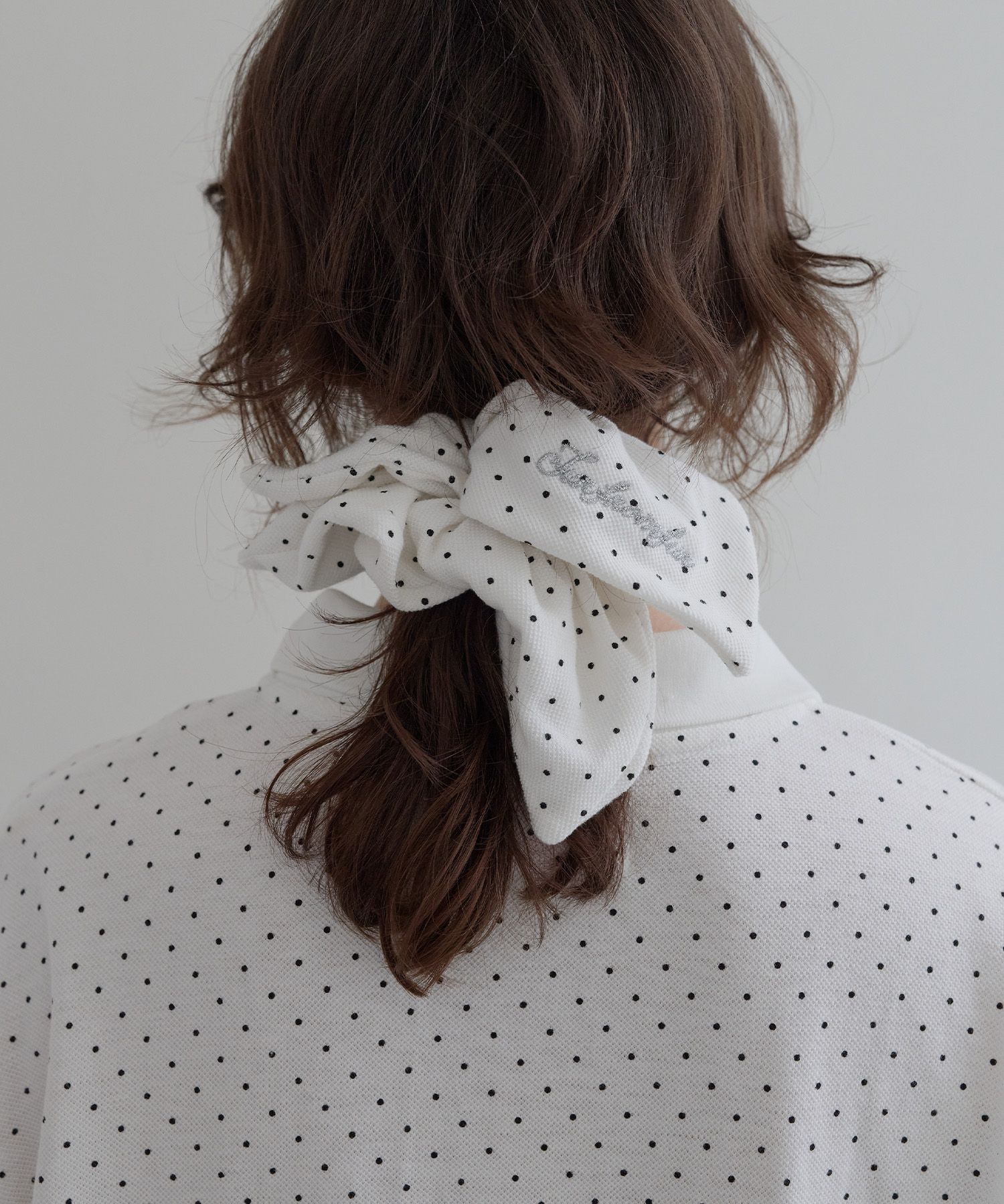 MUSINSA | FUNFROMFUN Square pk scrunchie (White)