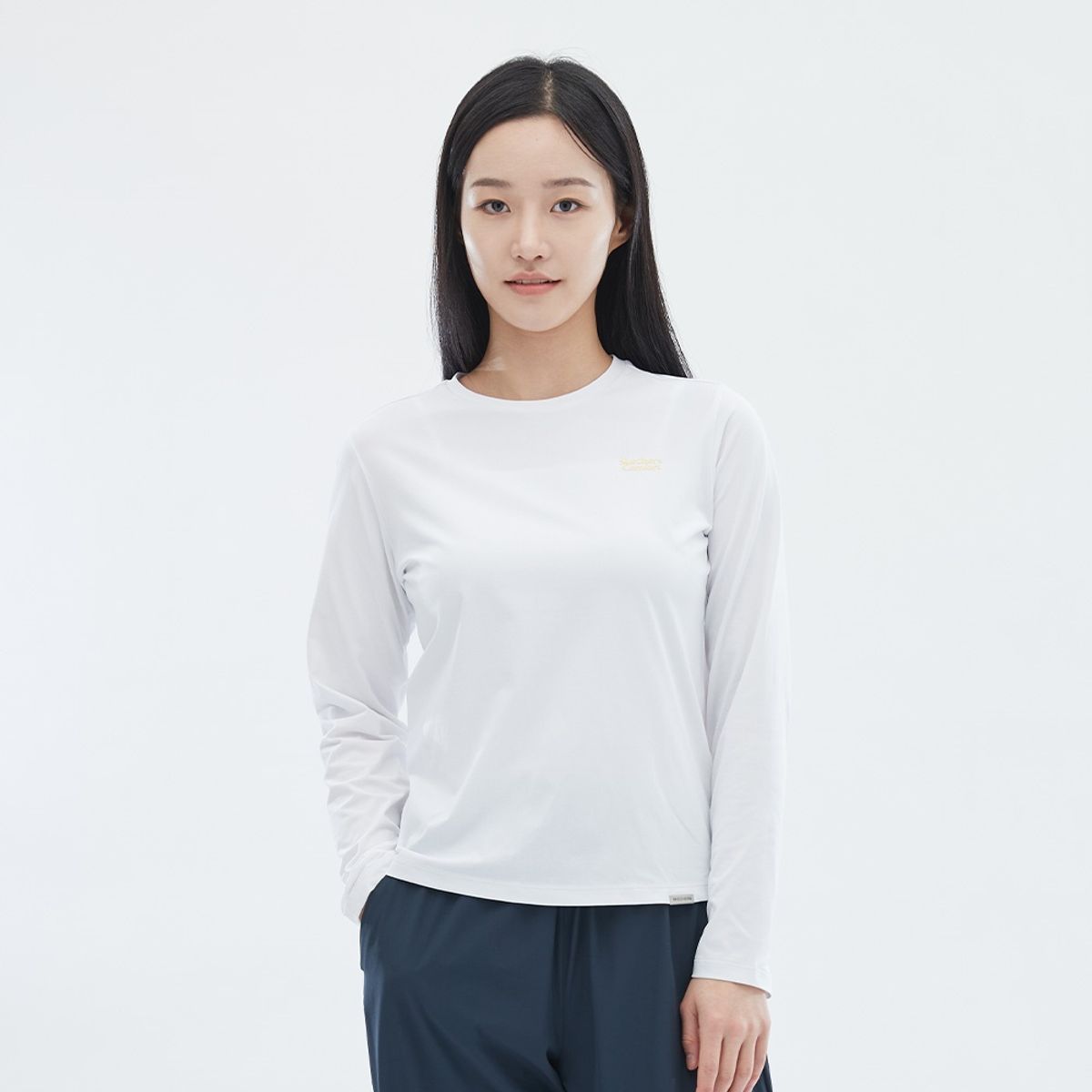 스케쳐스(SKECHERS) 여성 소로나 긴팔 라운드 티셔츠_SP3WTCFS011